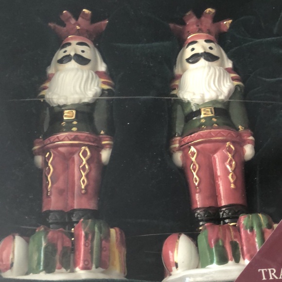 CLASSIC TRADITIONS • 2 CERAMIC TAPER CANDLE HOLDERS • 24K GOLD ACCENTS • NWT - Picture 8 of 8